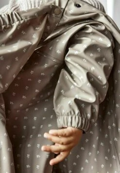 Lil Atelier Set - Regenpak - Chinchilla